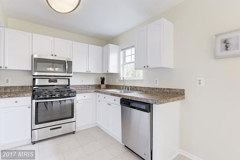 44143 Allderwood Ter  