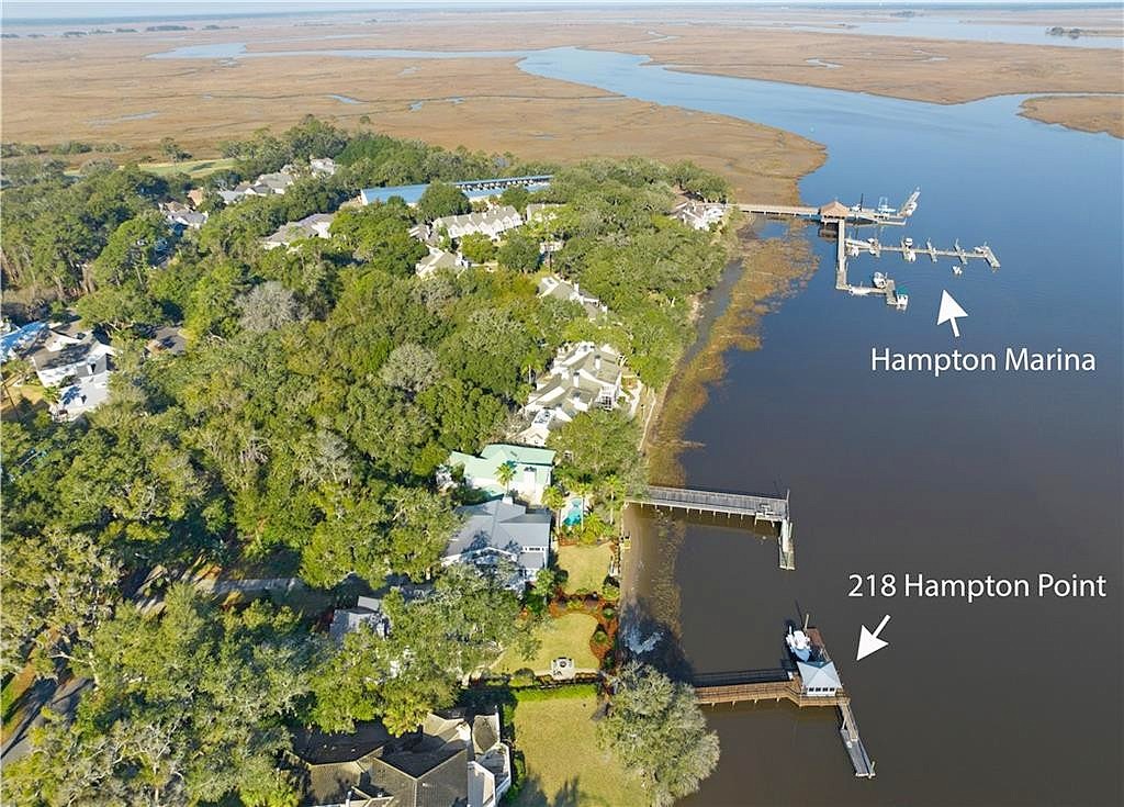 218 HAMPTON Pt DR  
