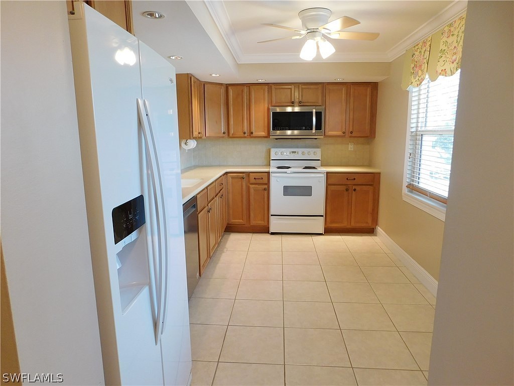 1740 Pine Valley Dr Unit 304  