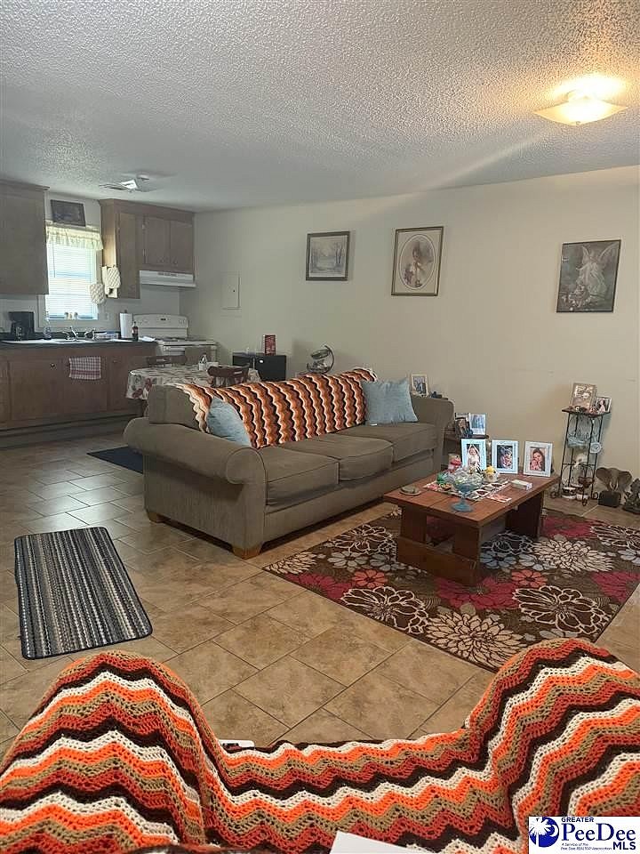 2492 2494 AB LINDFIELD Cir