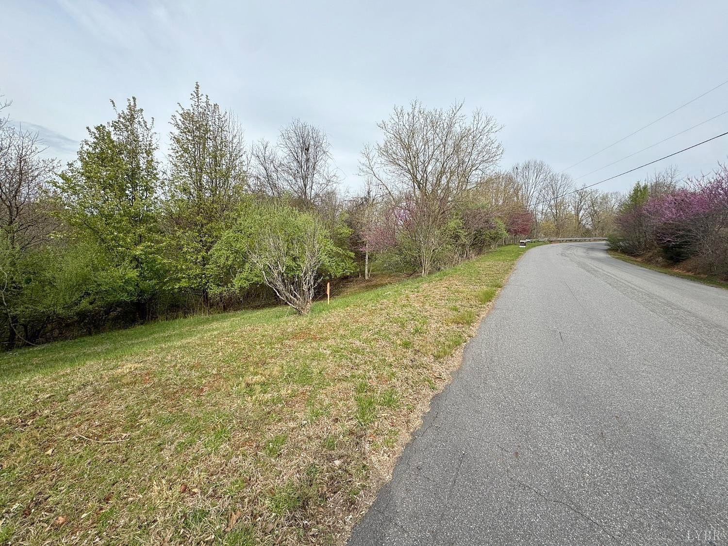 3-Lot Trails End Rd  