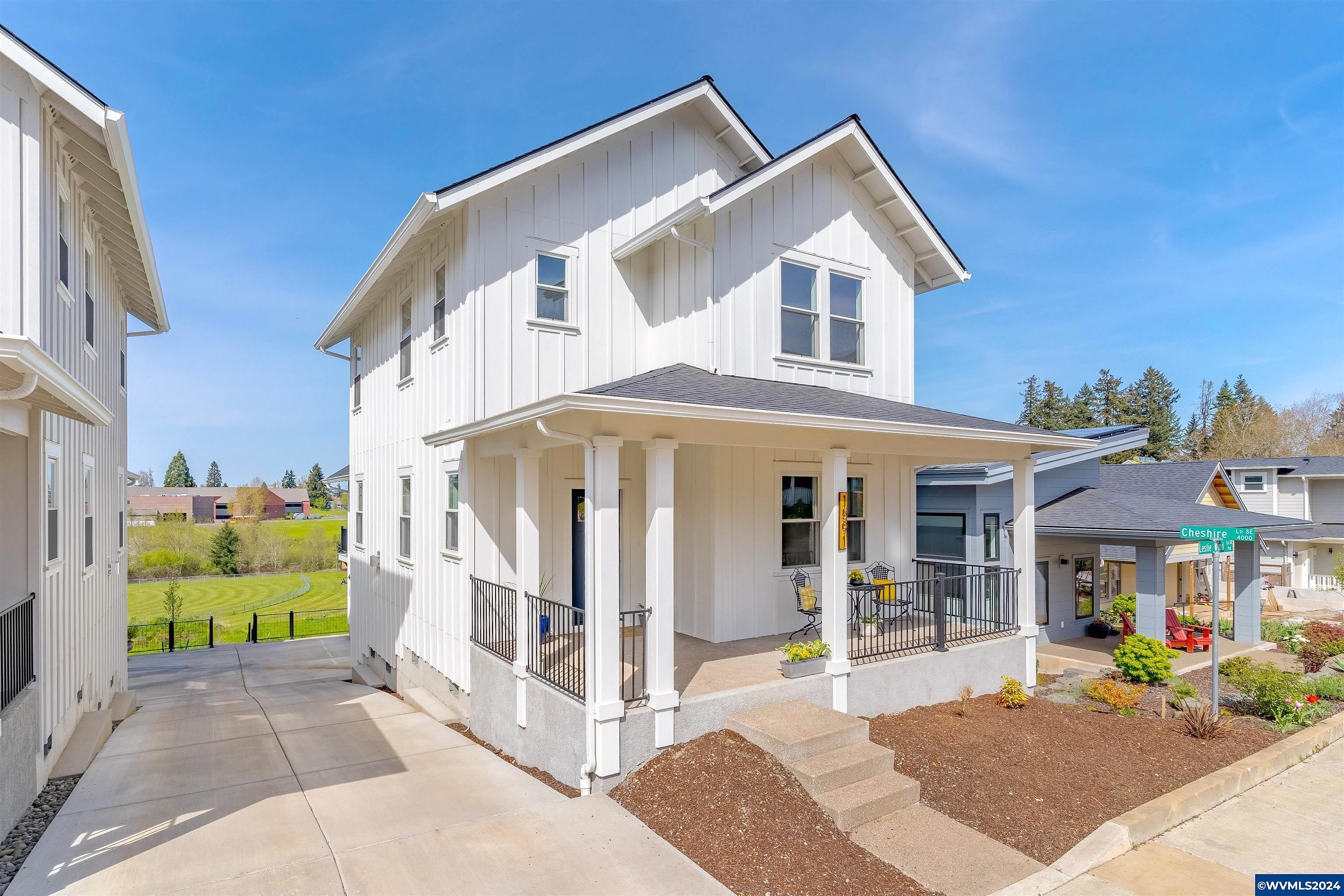 1591 Leslie Wind Ln SE