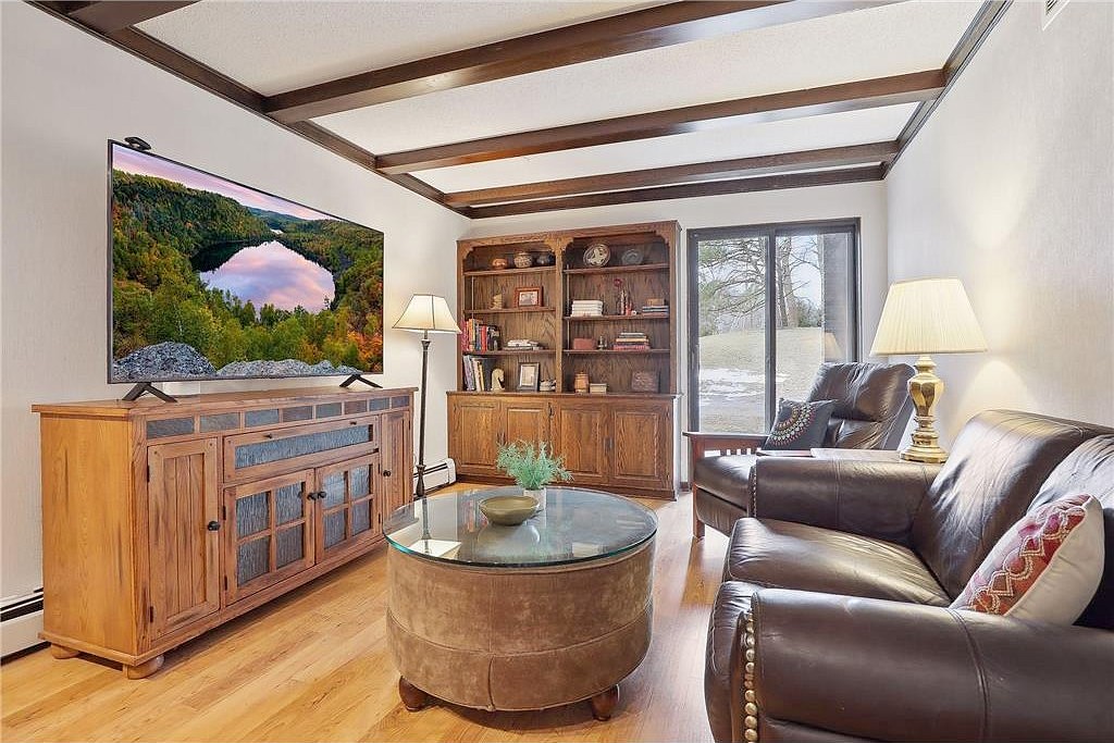 6075 Lincoln Dr Unit 111  