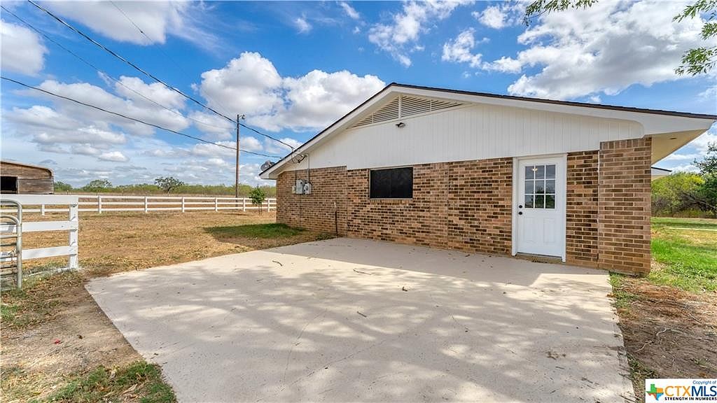 5431 US HIGHWAY 87 E  
