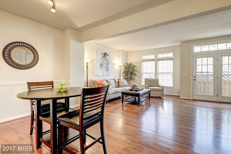 12399 Benjamin Hl Ln