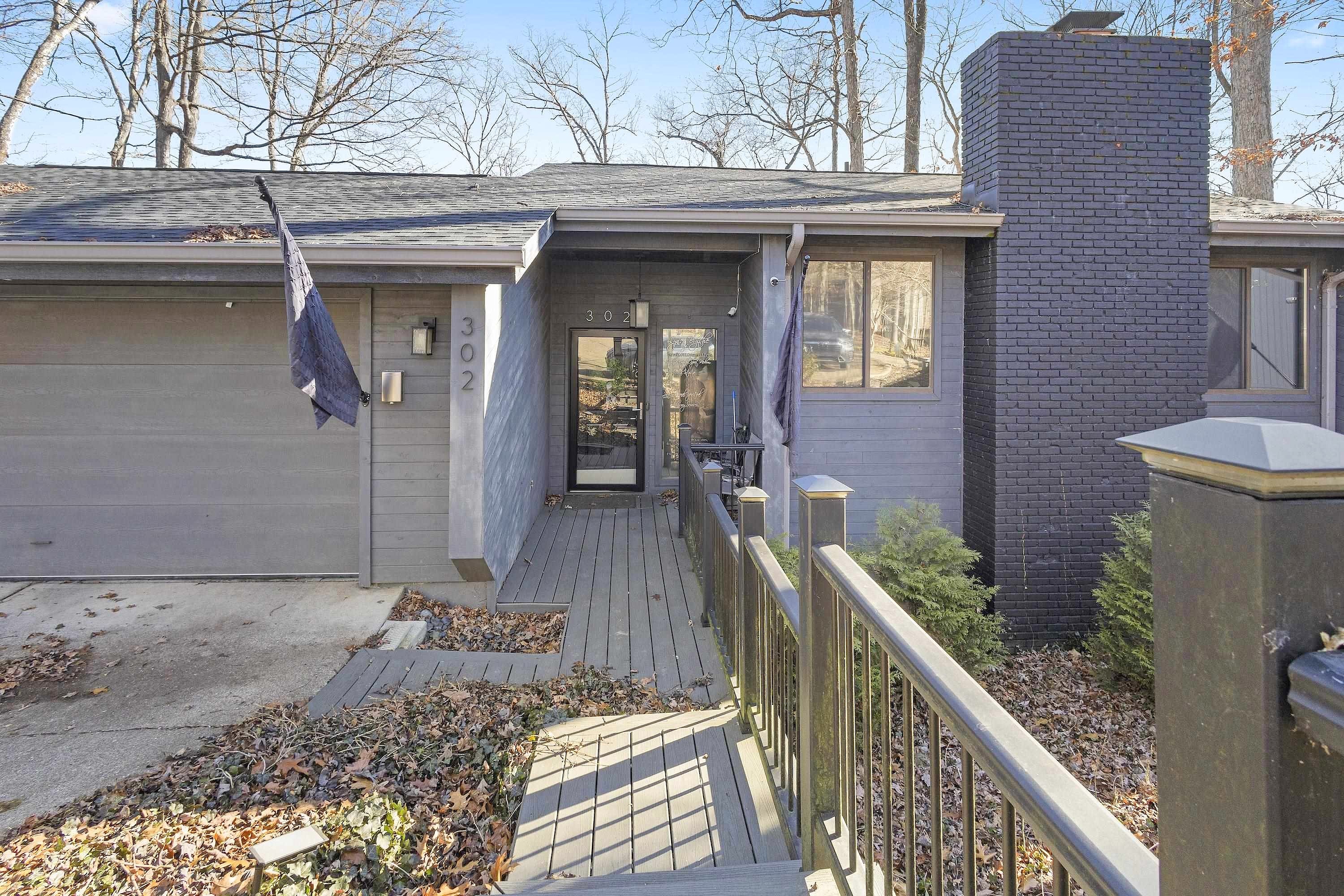302 Woodlomond Way  