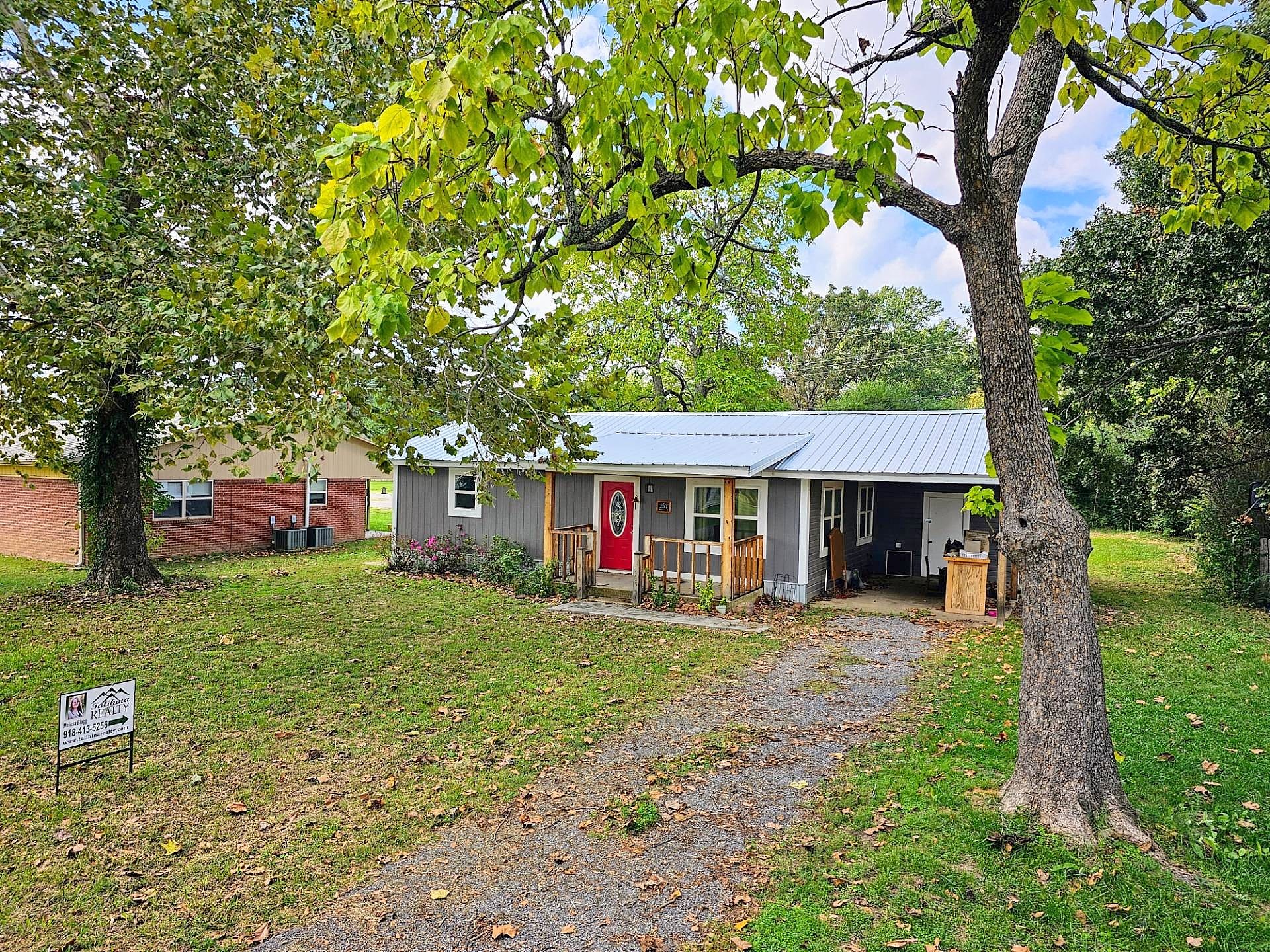 204 Sequoyah St  