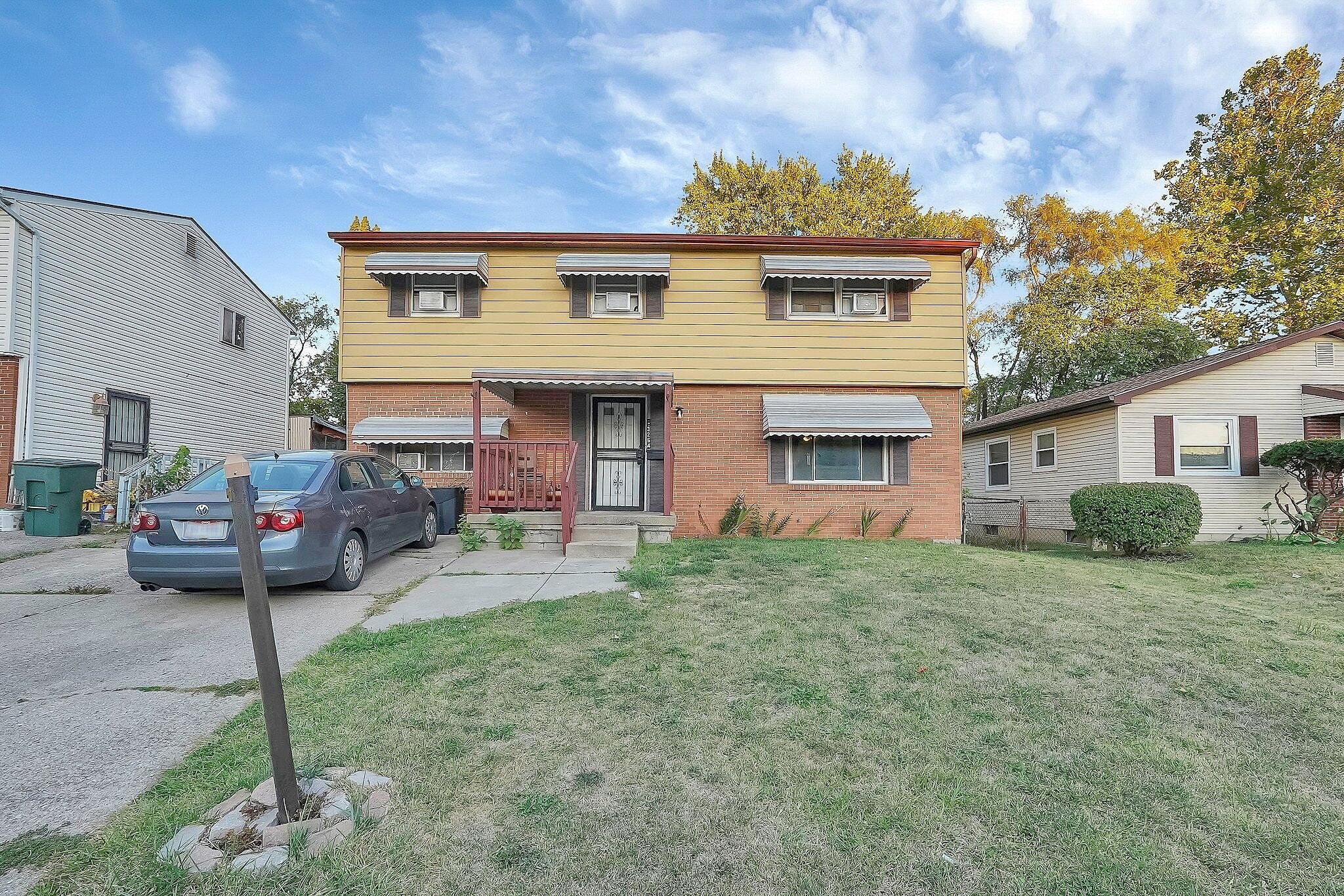 3264 SOUTHFIELD DR E  