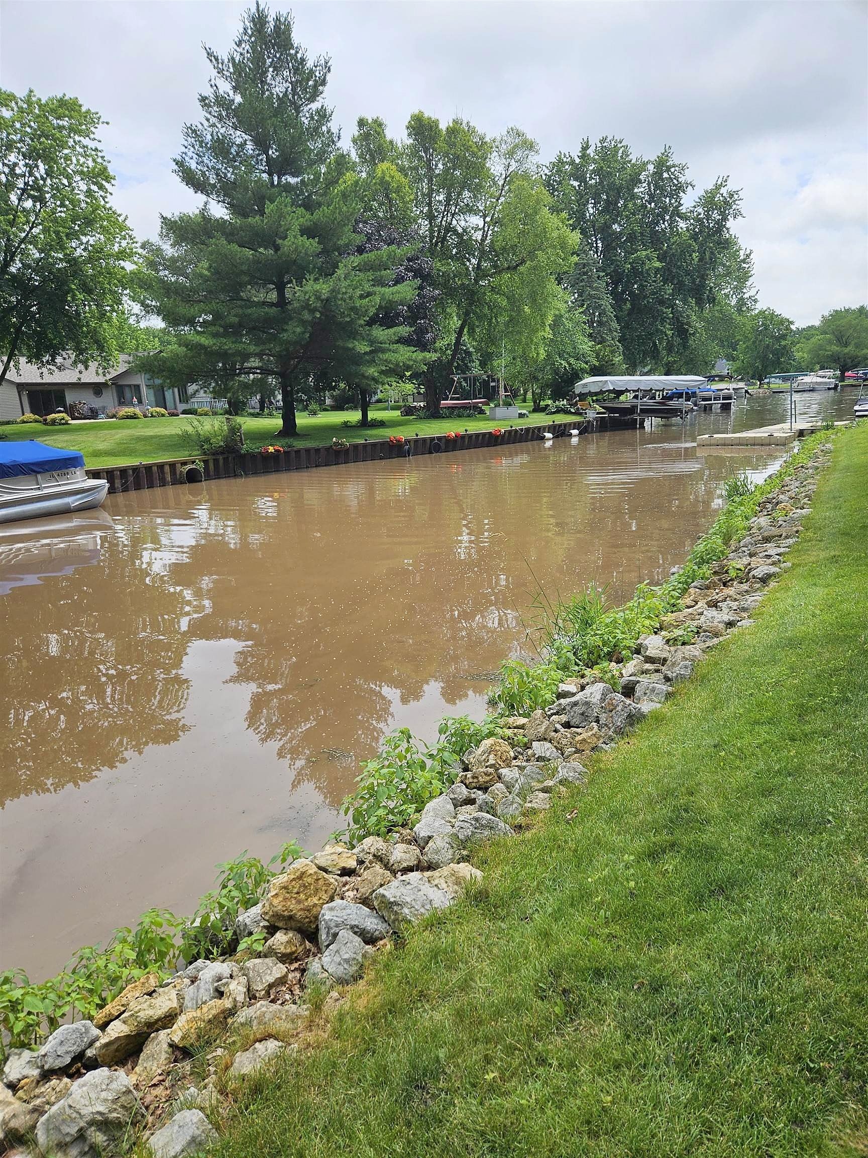 1 Lake Summerset Rd