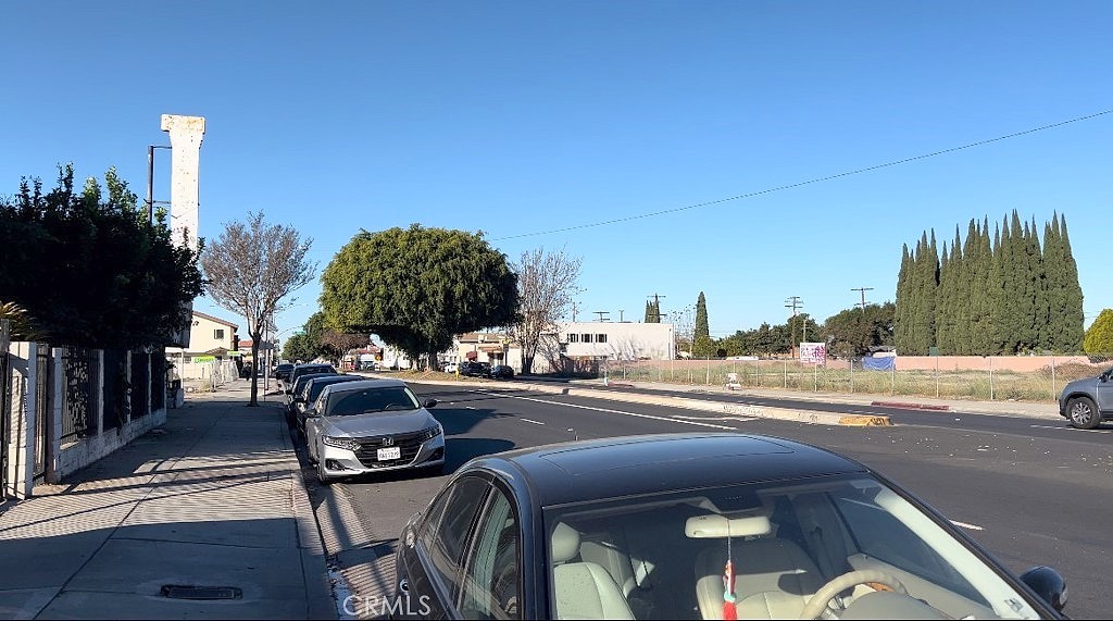 1112 W ROSECRANS AVE