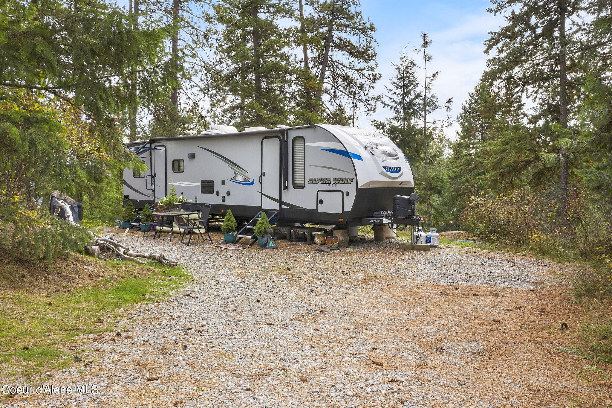 18549 W Holliday Way