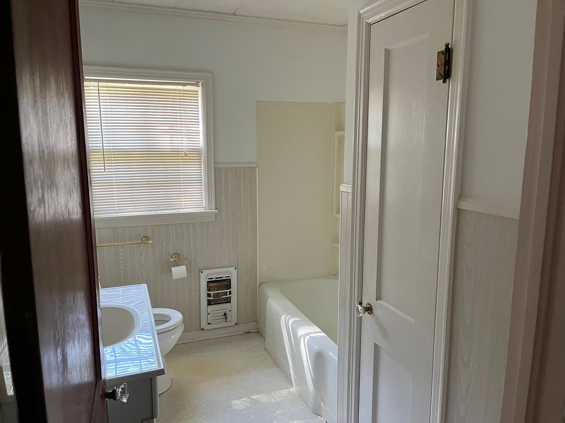 1707 N Thomasville Ave  