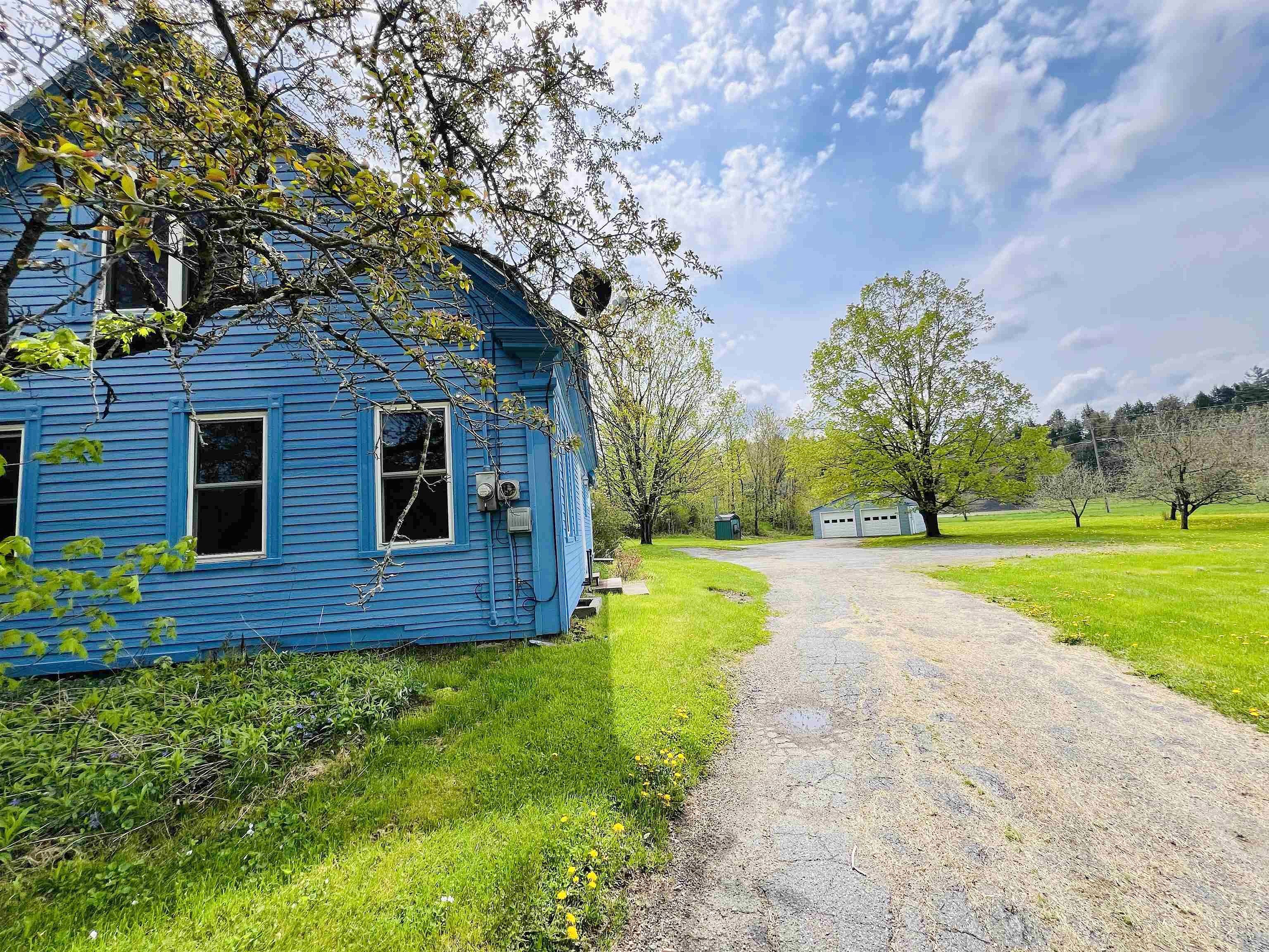 2328 E Burke Rd  