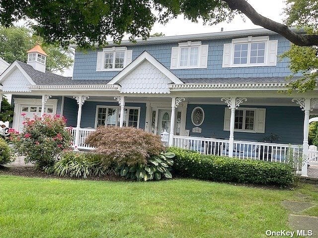 295 W 23RD ST  