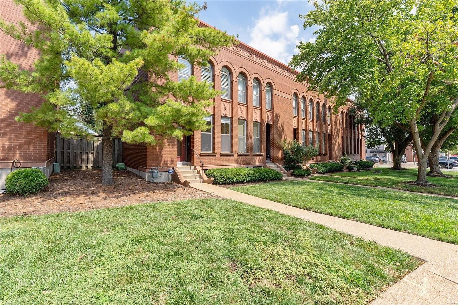 4303 LACLEDE AVE Unit F  