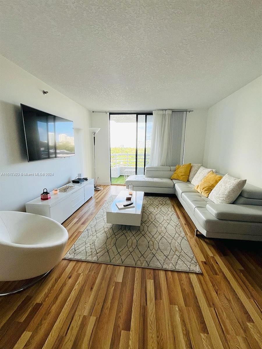 3300 NE 192nd St Unit 512  