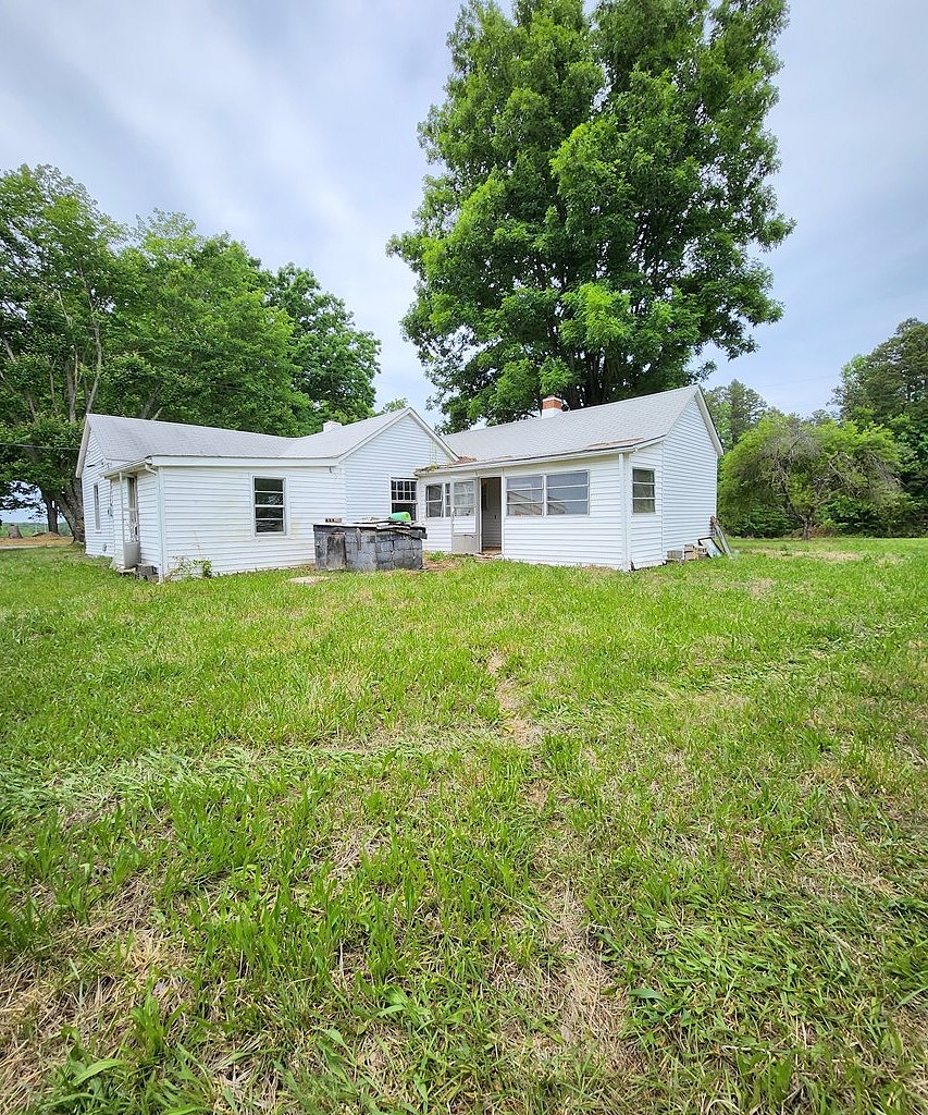 1020 Tinker Rd  