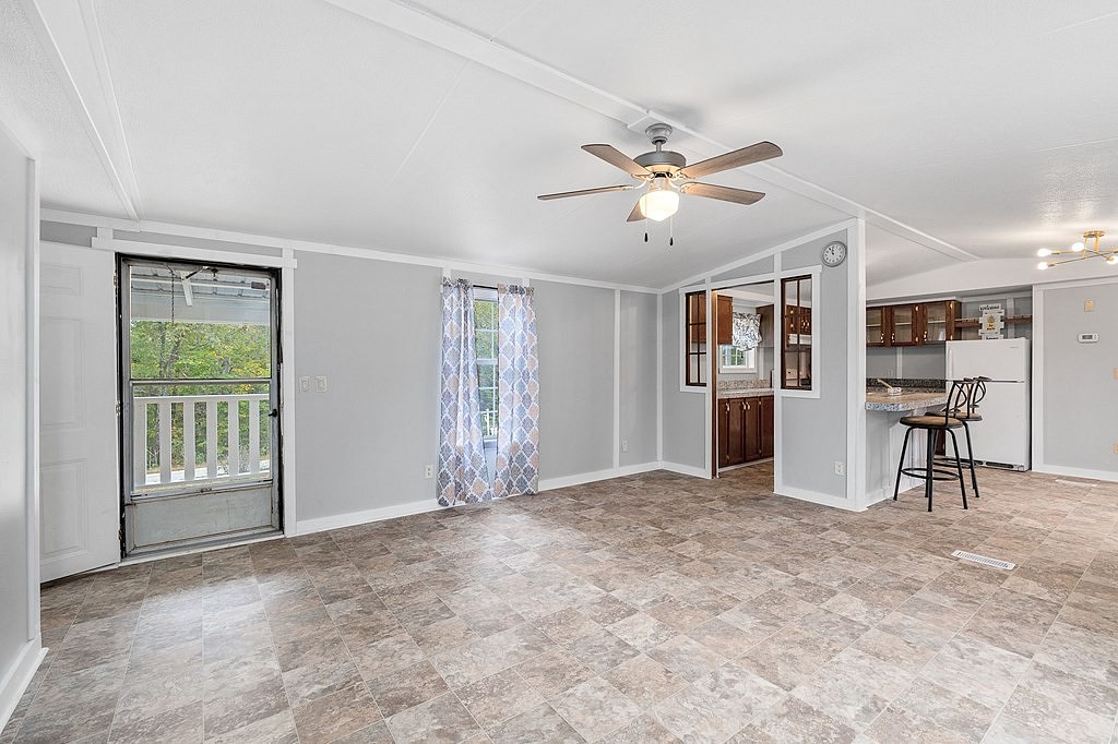 1661 Old Un Rd  
