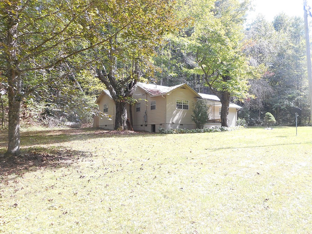 2296 SNOWBIRD RD