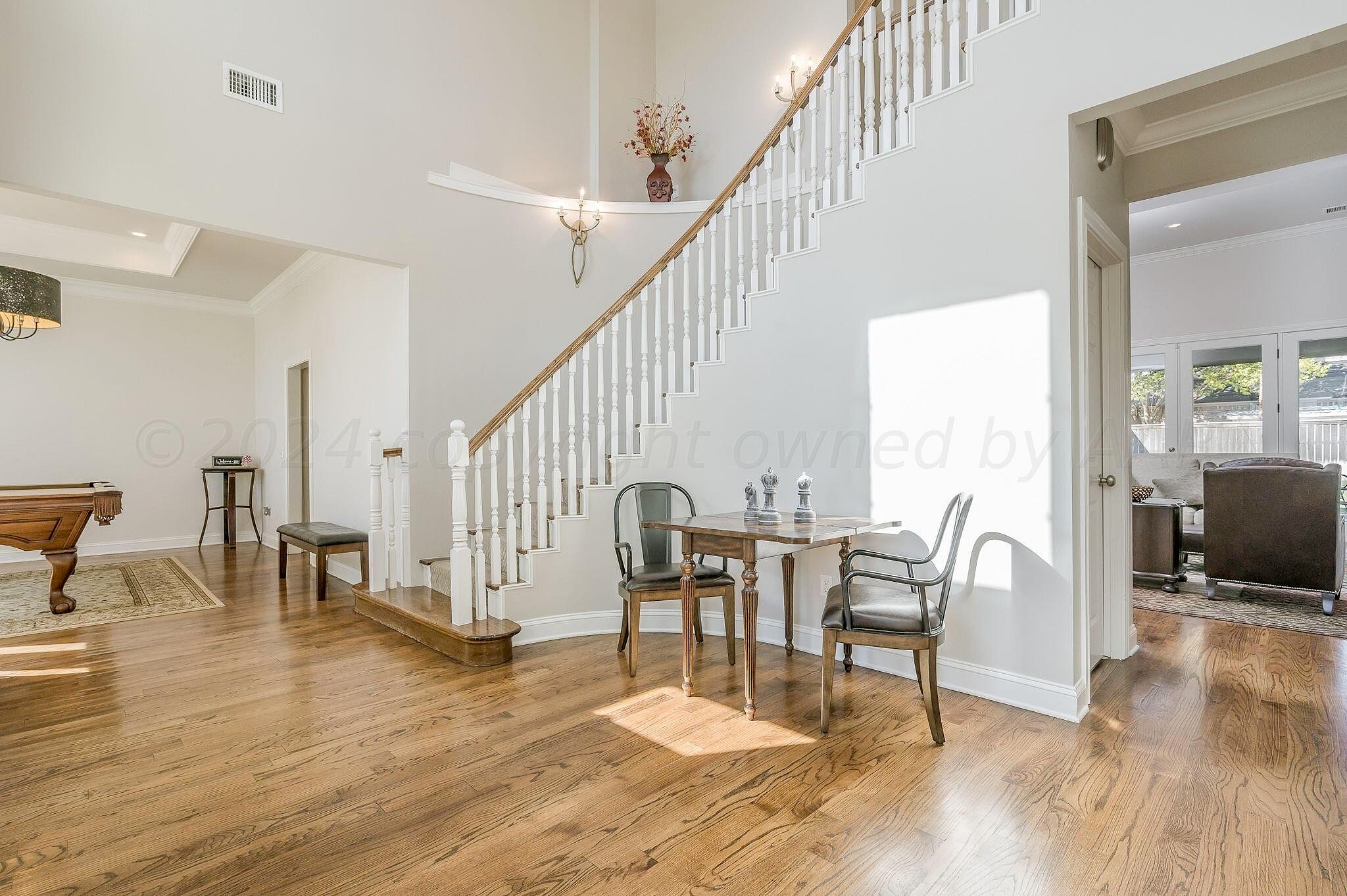 2301 Dogwood Ln  
