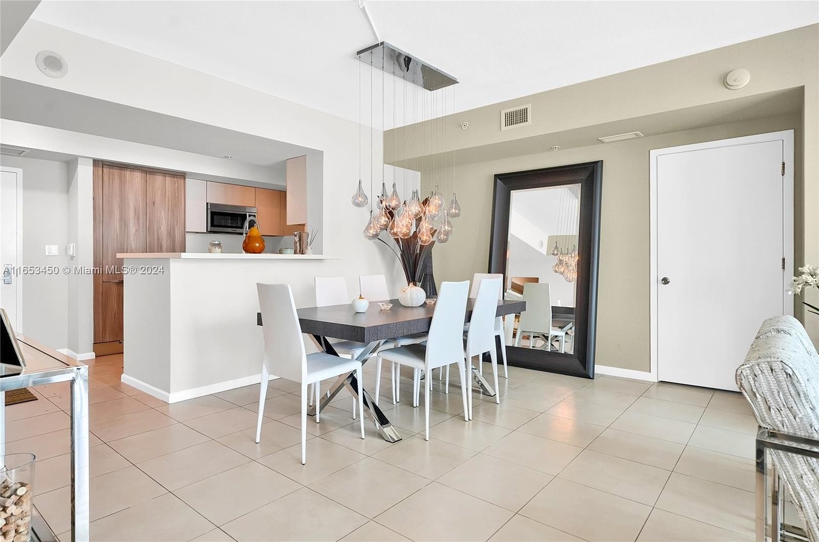 325 S Biscayne Blvd 2021  