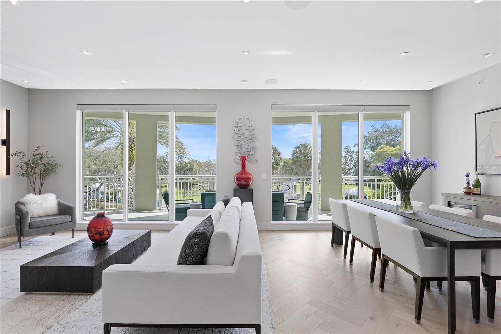 178 Beach Dr NE Unit 202  