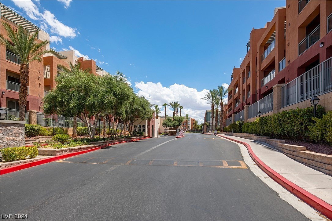 19 E AGATE AVE Unit 307  