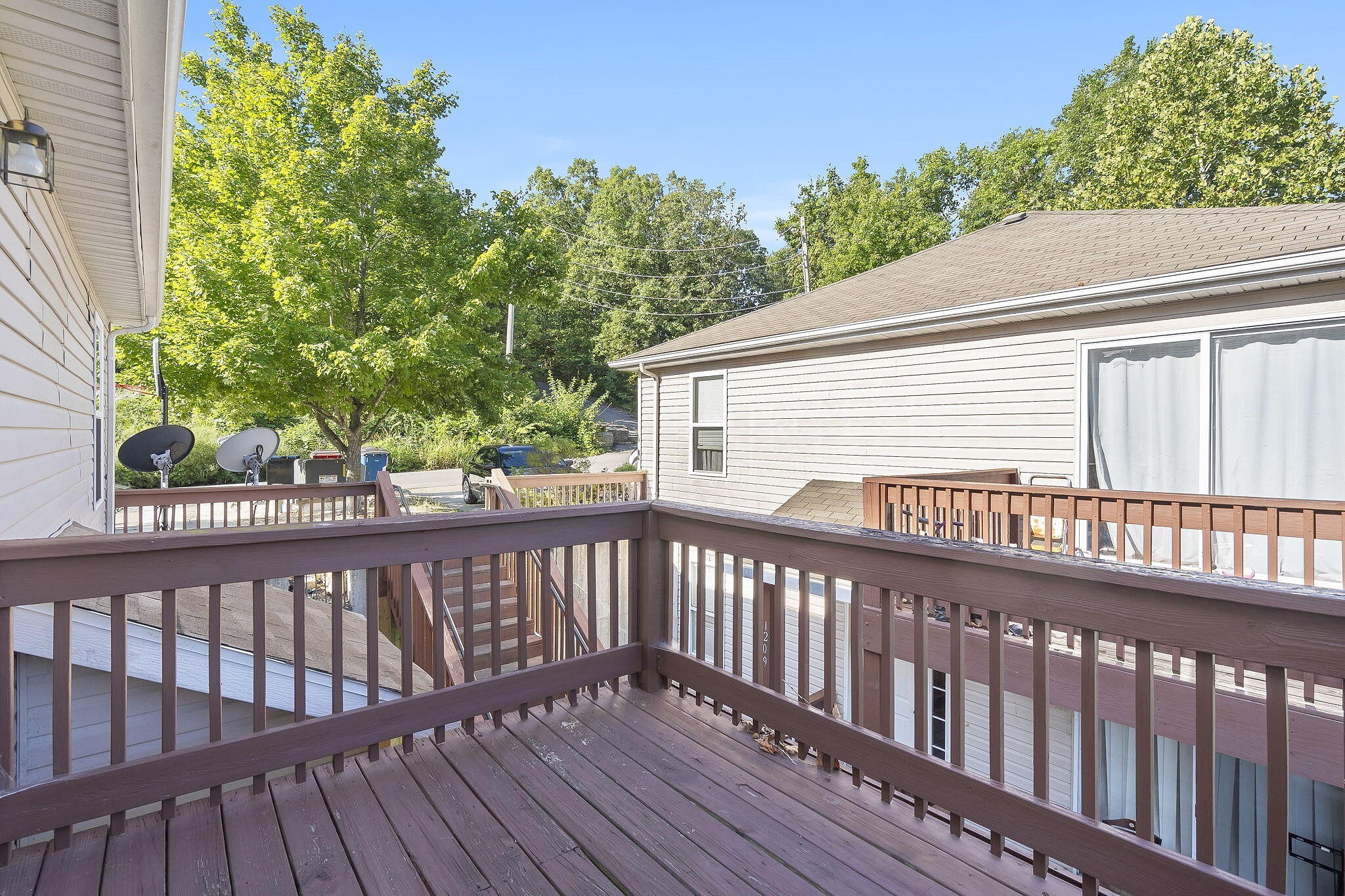 1205 Westwood Drive Unit A B  
