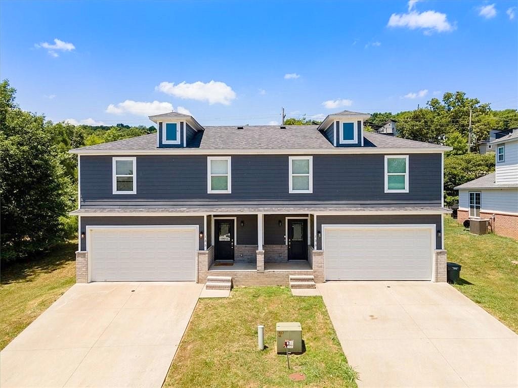 135 S Pinyon Pt  