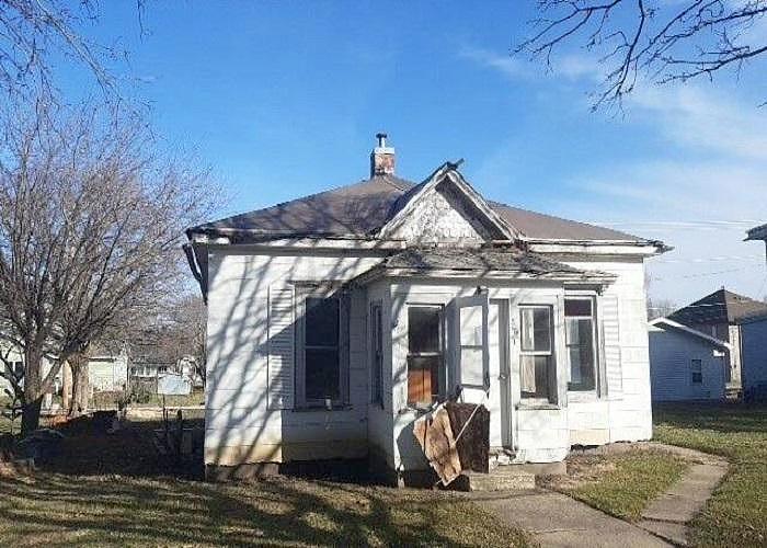 506 Broad St  