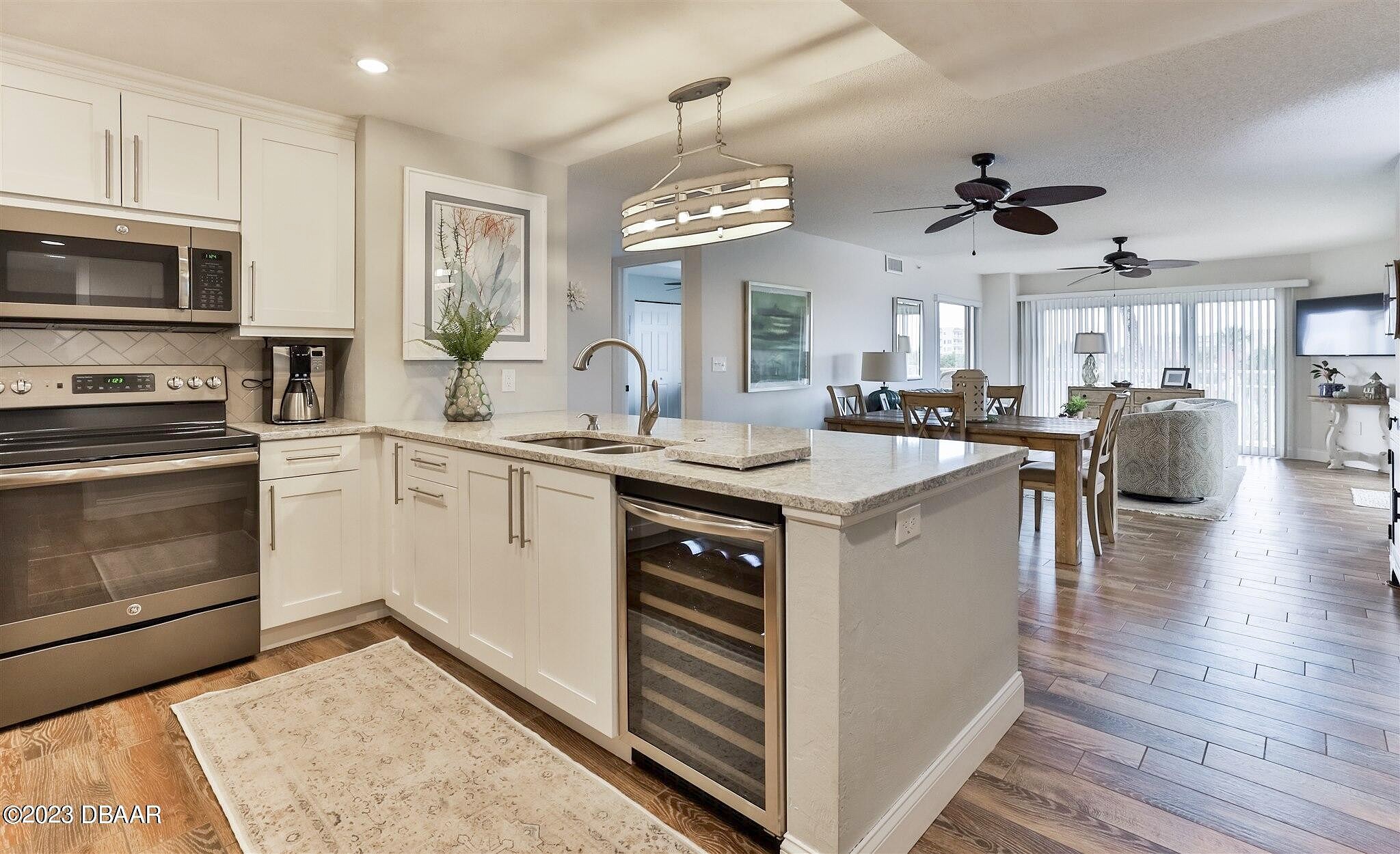 2967 S Atlantic Ave Unit 201  