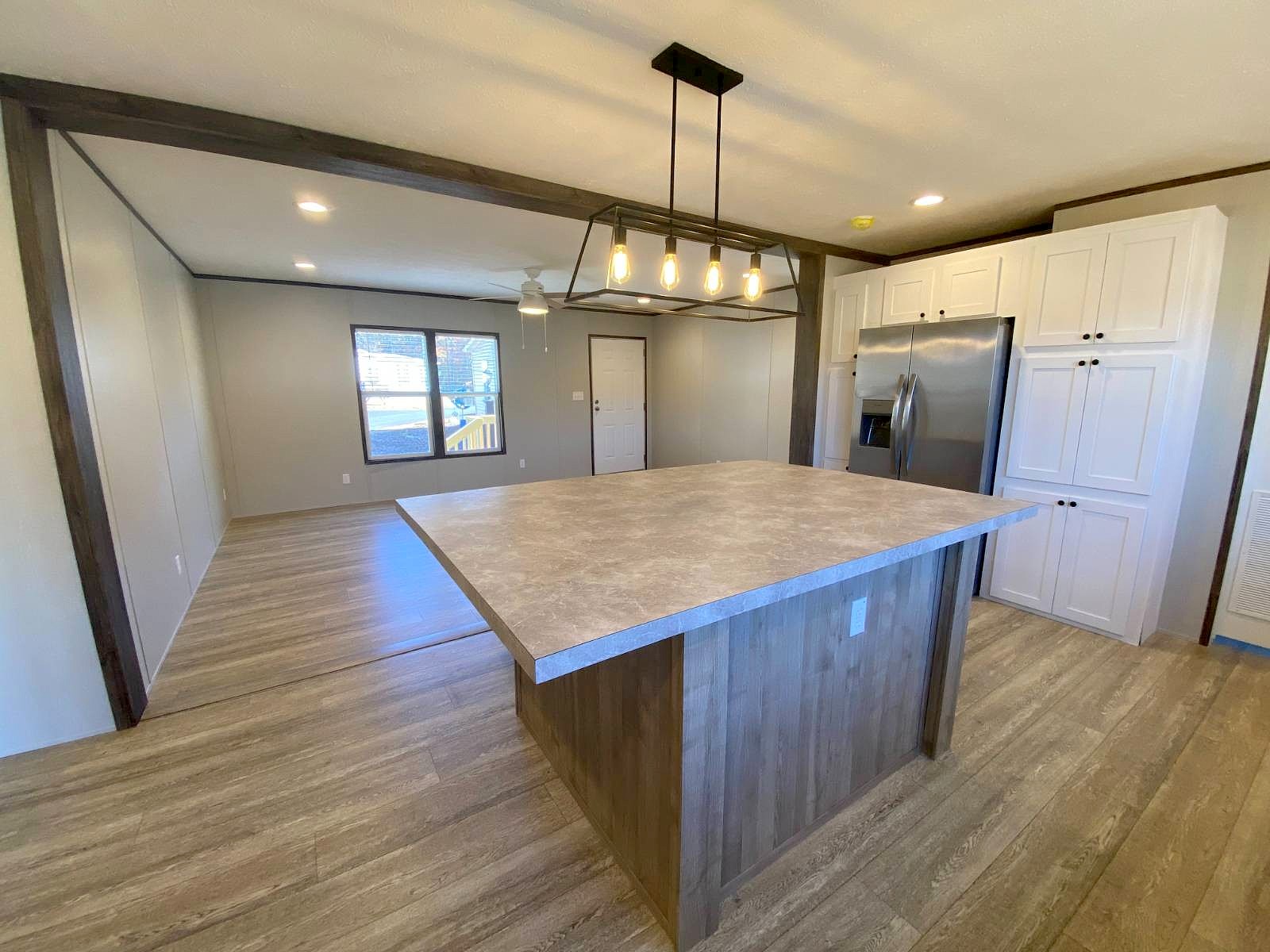 26 Enterprise Dr Unit 26  