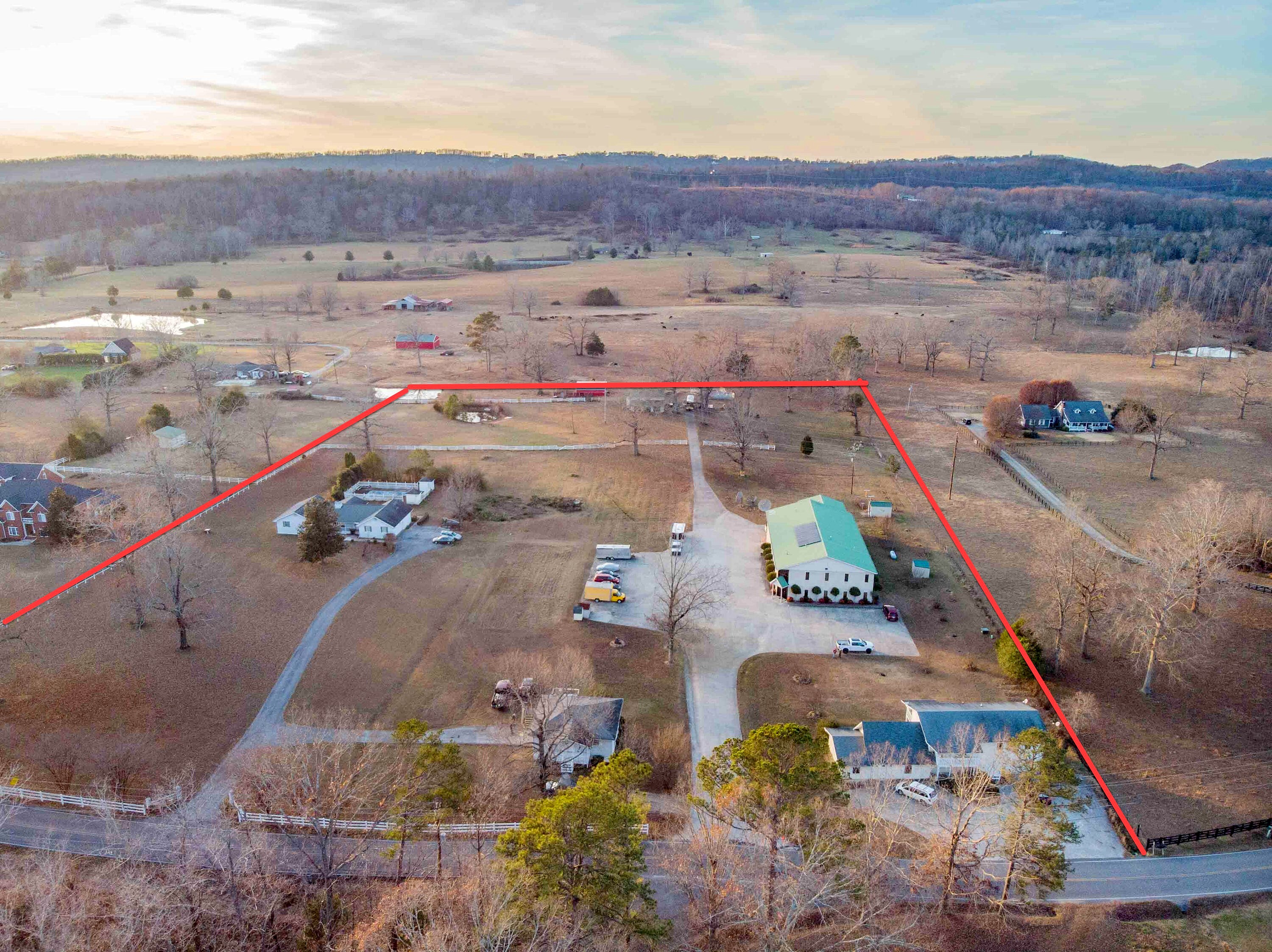 866 S MCDONALD RD SW