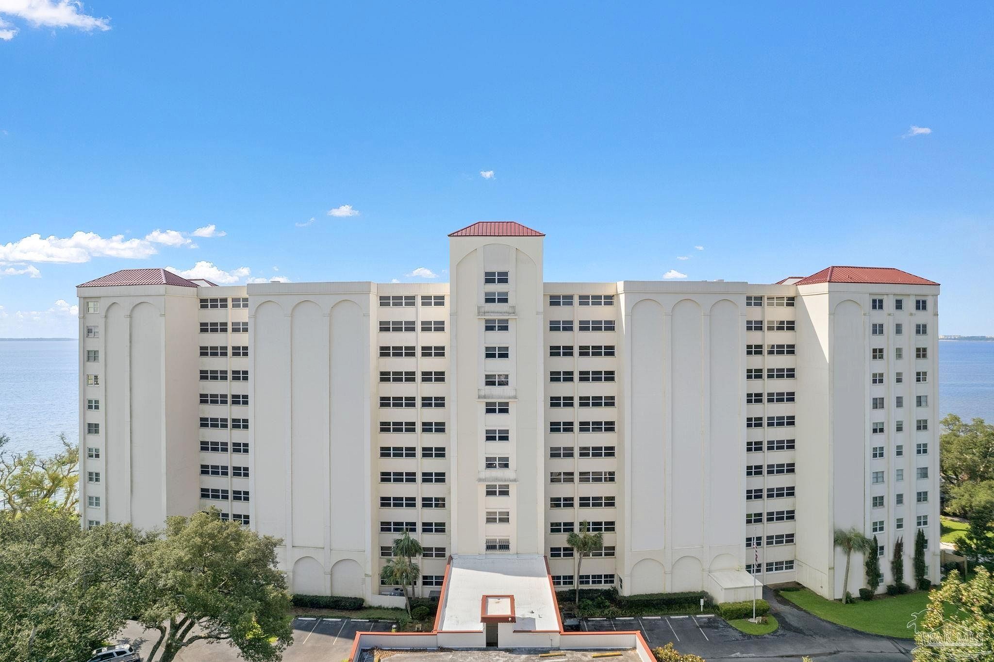 615 Bayshore Dr Unit 602  