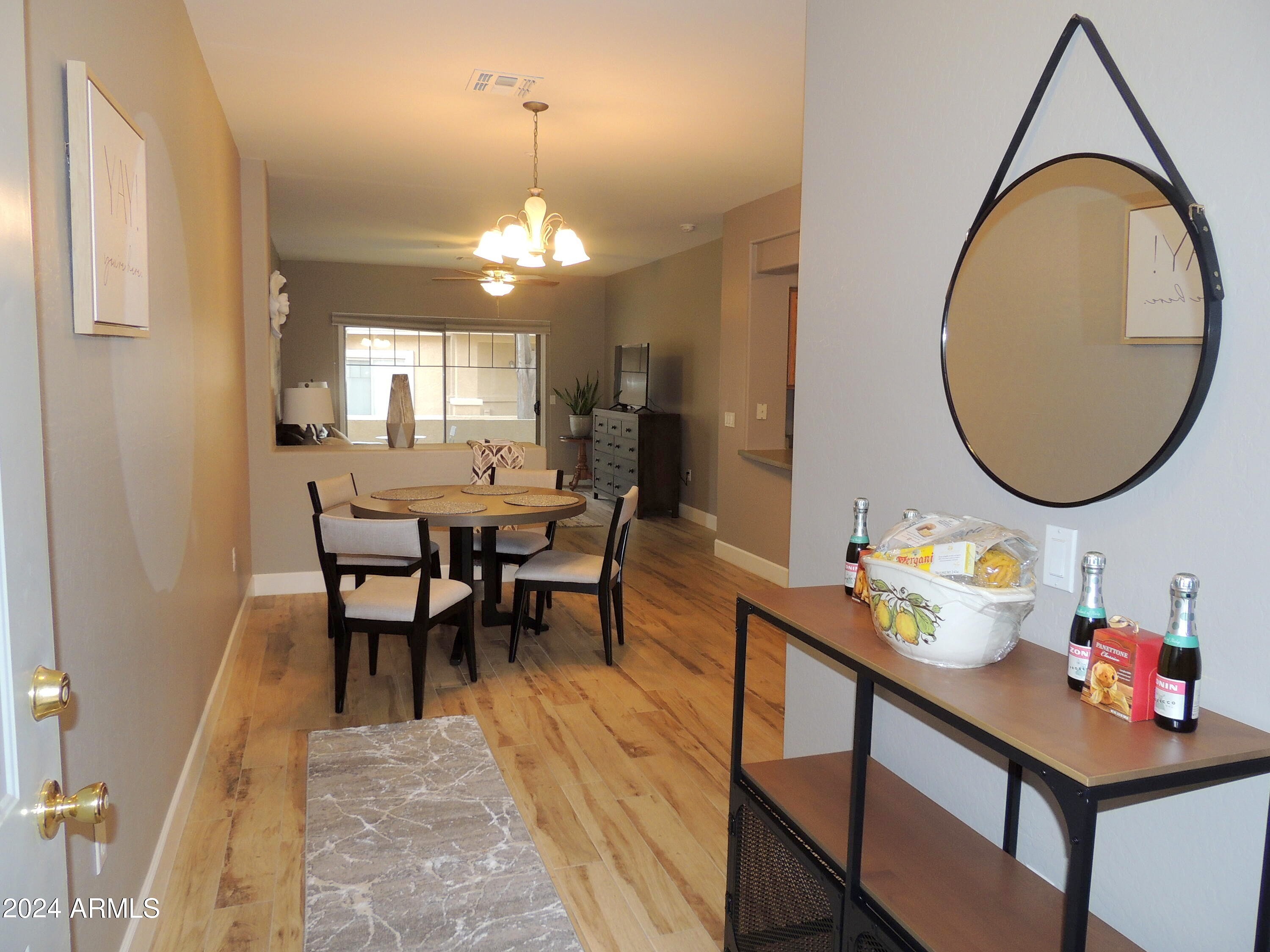 525 N MILLER RD Unit 129  