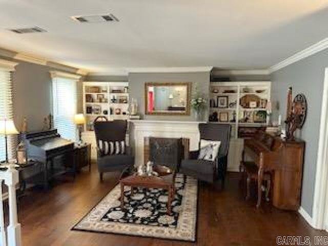 2401 Wentwood Unit 105  