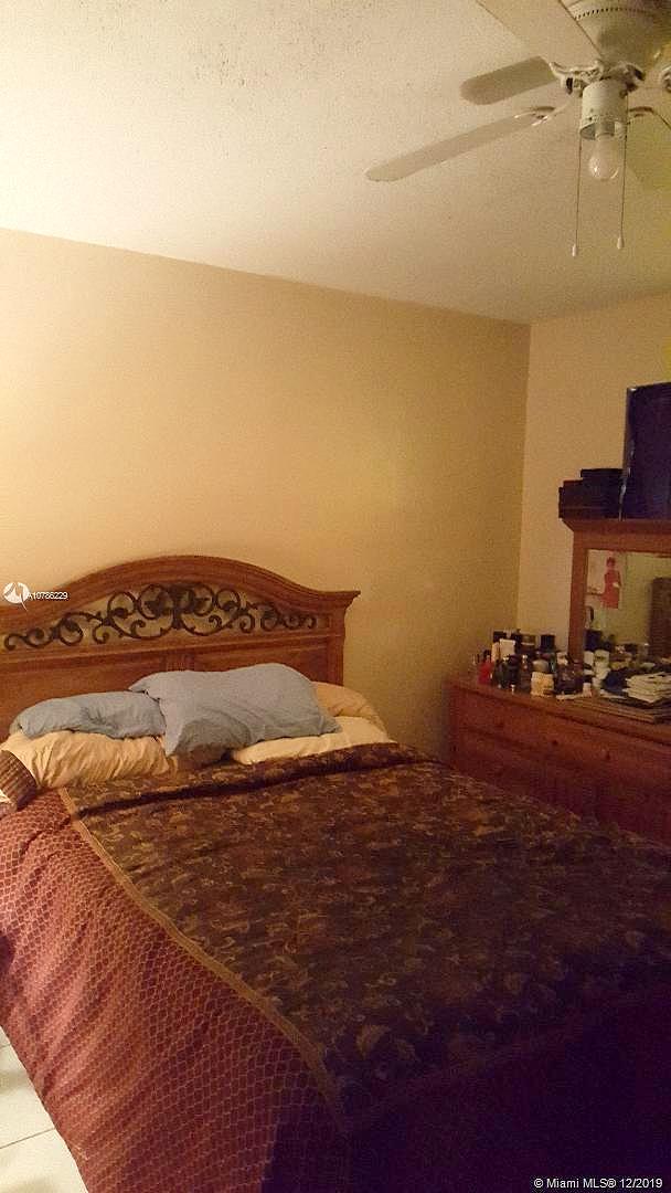 270 NE 191st St Unit 108  