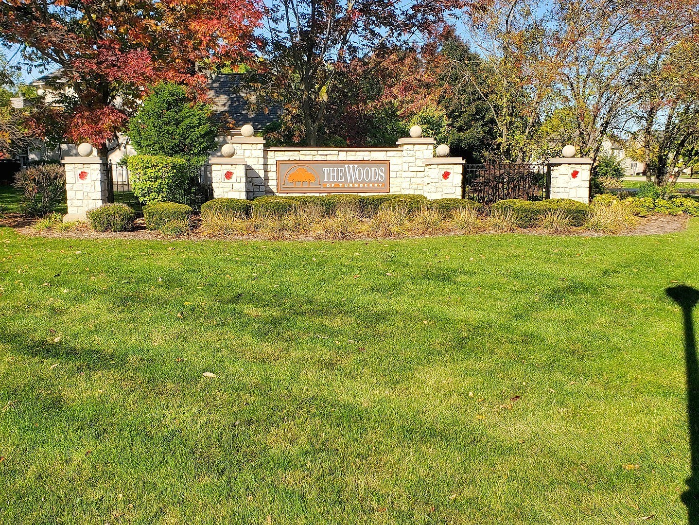 7165 BANNOCKBURN CIR