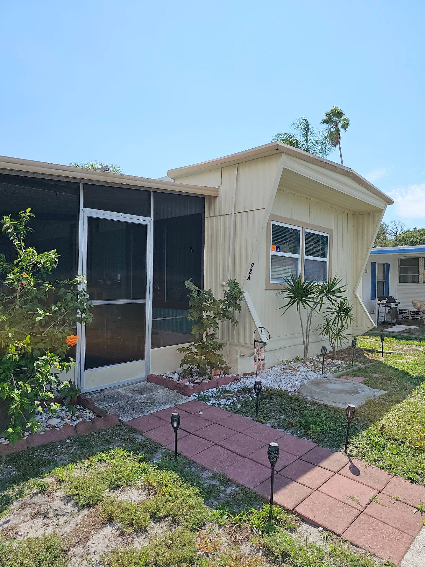 2320 Bee Ridge Rd Unit 98A  