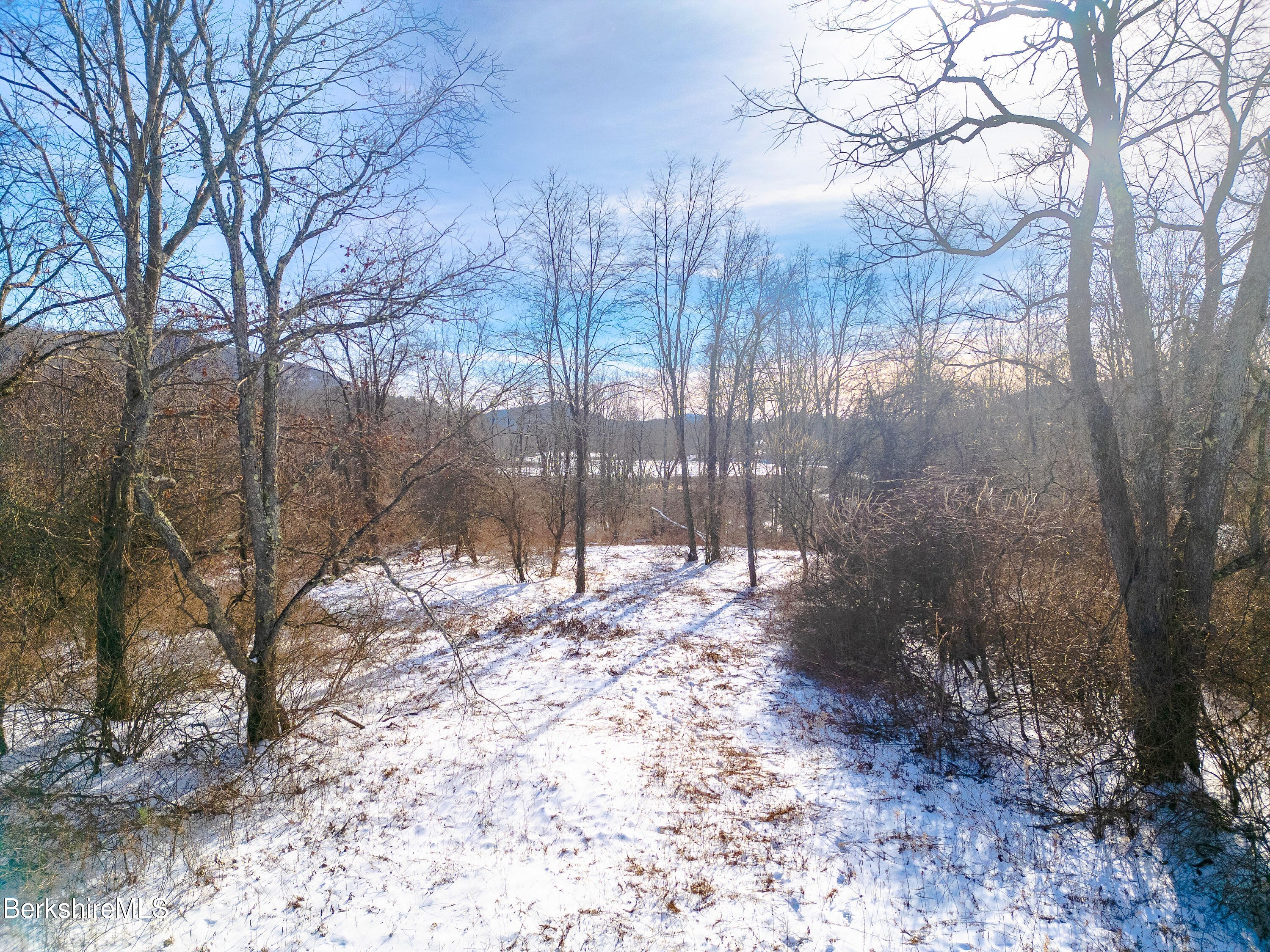 9 SILVER MINE LN  