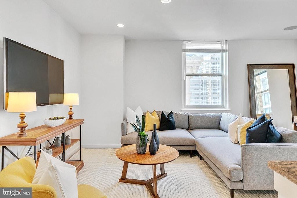 111 S 15TH ST Unit 2114  