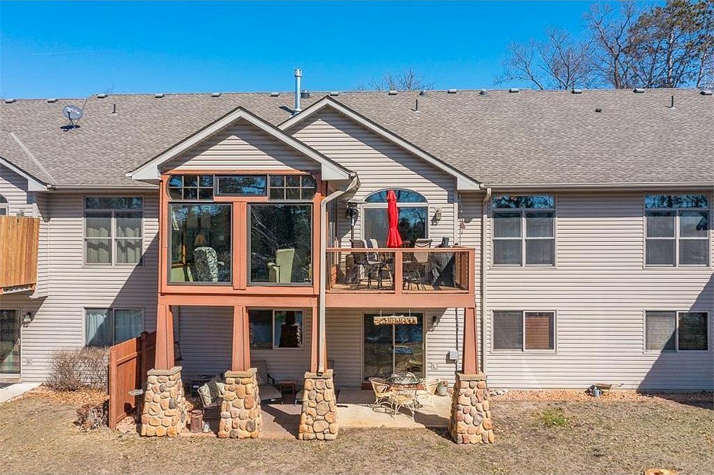 8087 Pine Point Rd Unit 2  