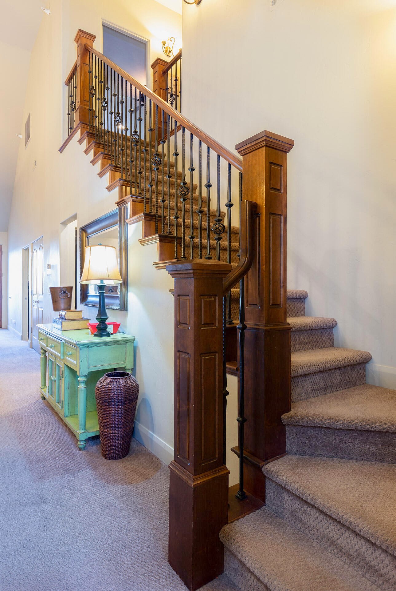 1839 W Canyon View Dr Unit 202  