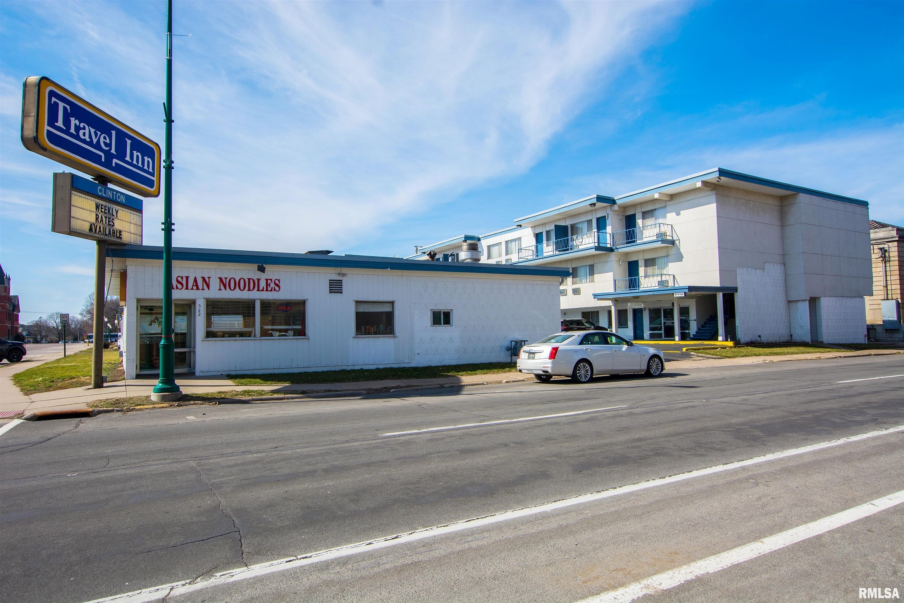 302 6th Ave S  