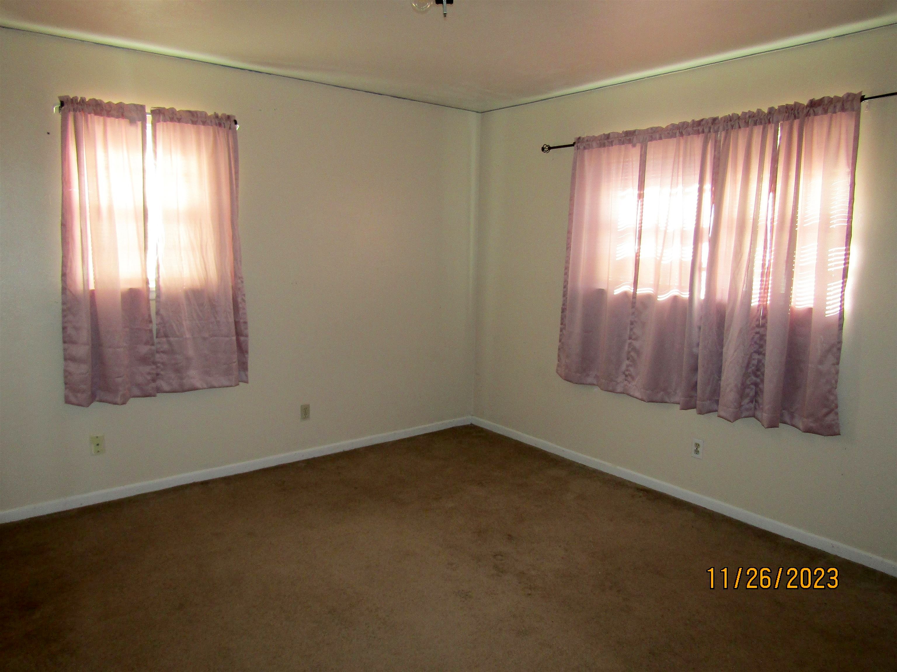 231 ELM ST