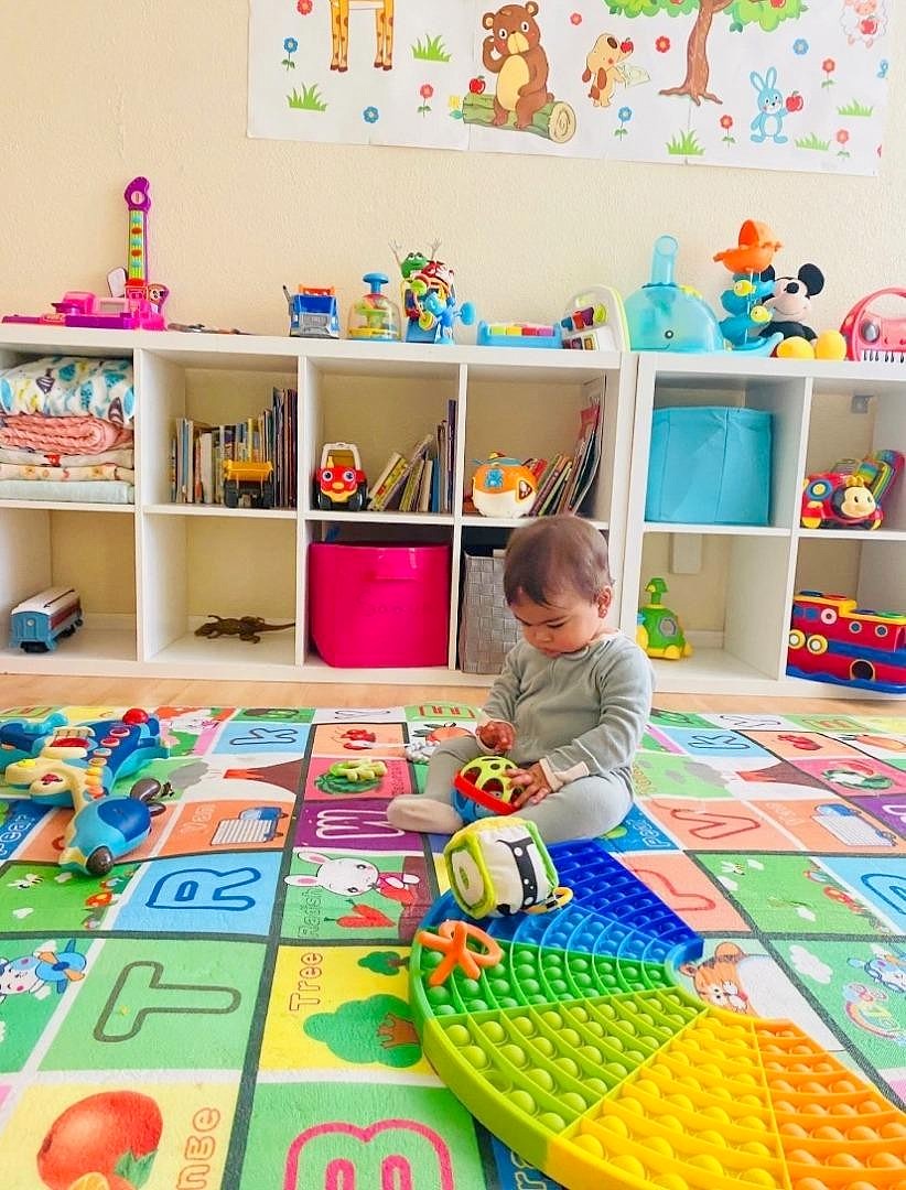 2462 Fallingtree AVE  