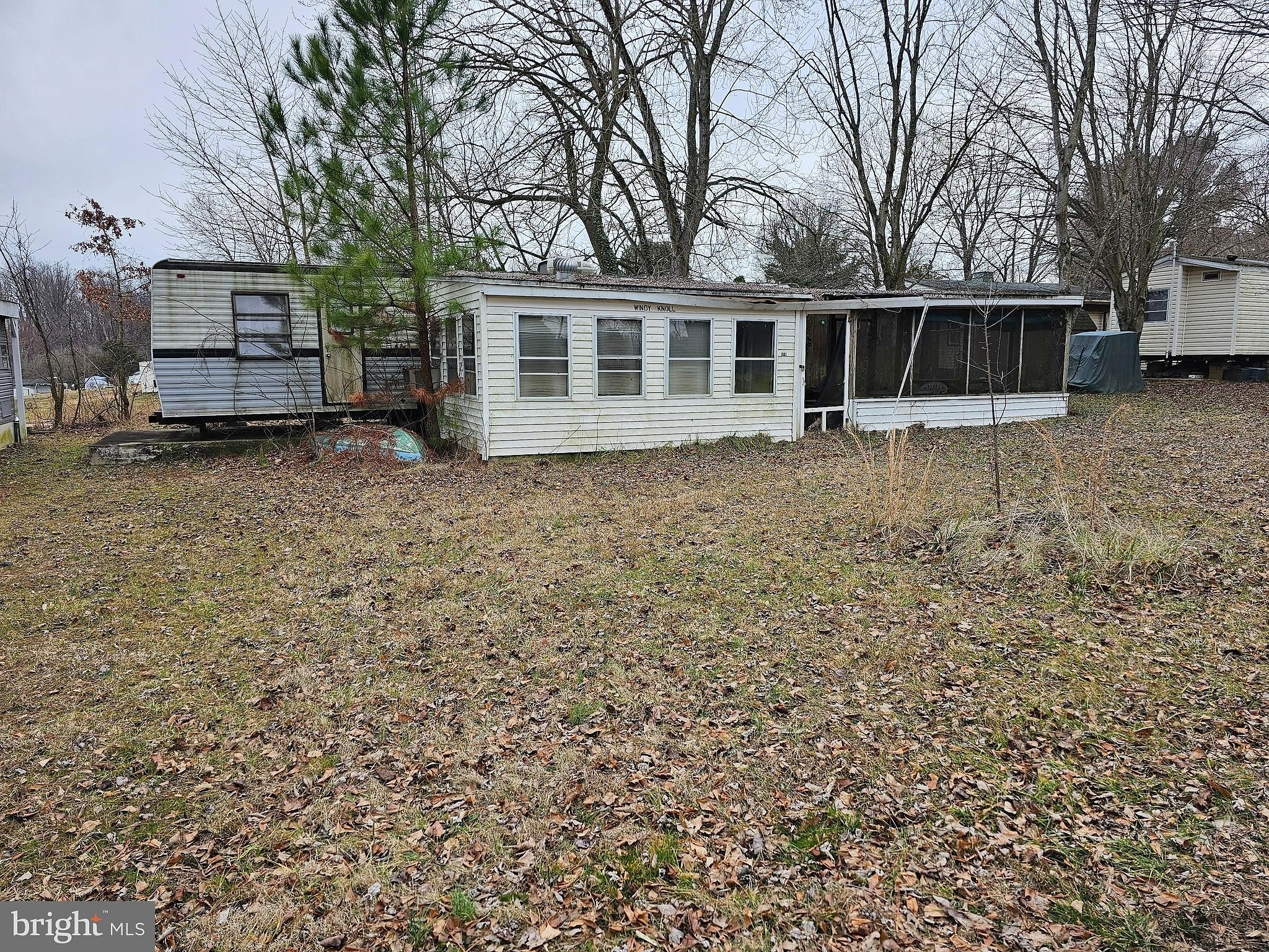 179 180 BLACK FISH LANE Unit Gln 4