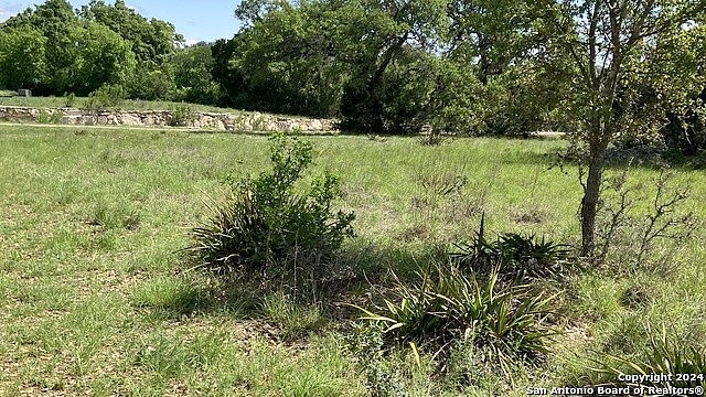 323 S Calvin Barrett