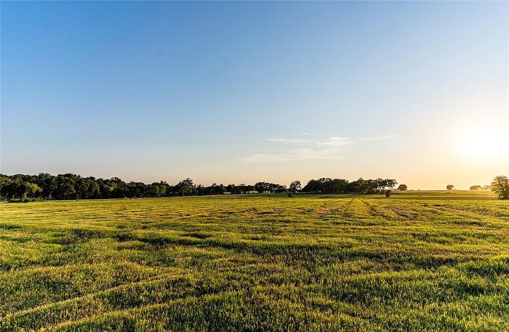 705 Club Lake Road Unit Lot 8  