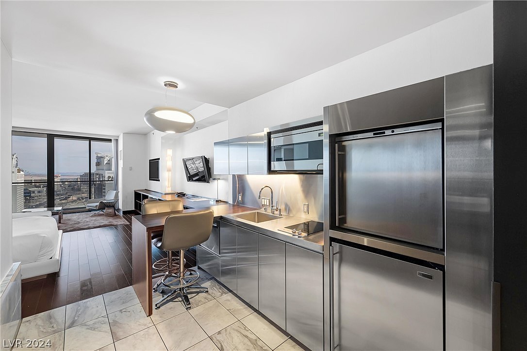 4381 W FLAMINGO RD Unit 3306  